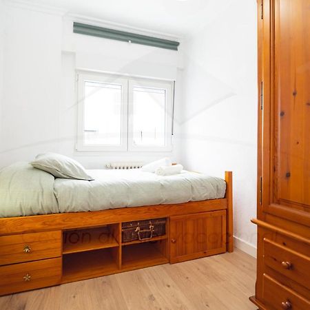 El Carbayedo Apartment Avilés Екстериор снимка