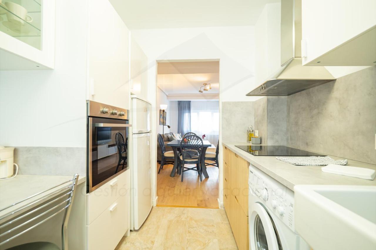 El Carbayedo Apartment Avilés Екстериор снимка